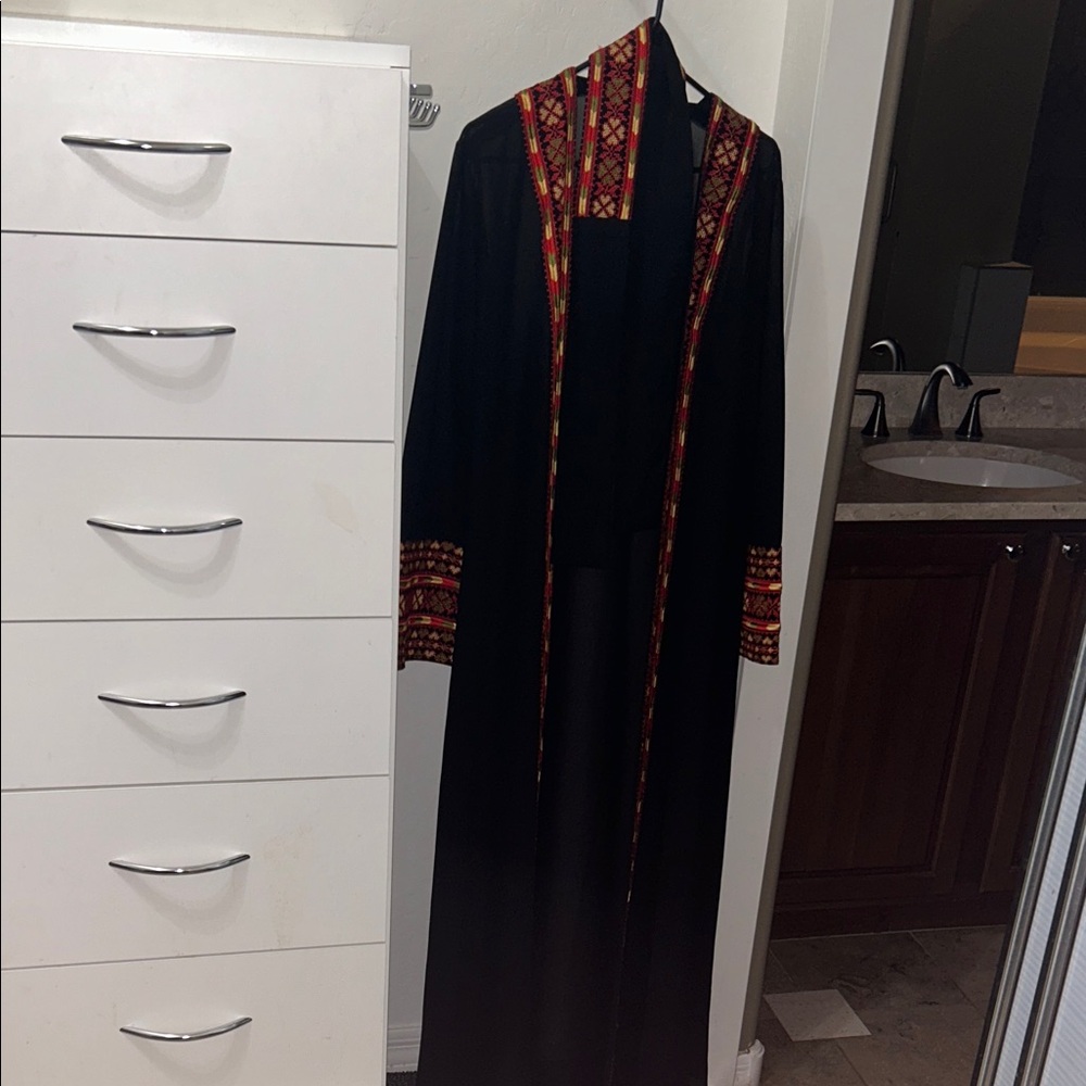 Embroidered Black abaya open abaya it’s new